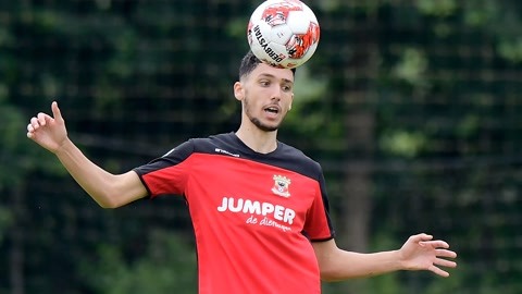 来自纽卡斯 来自纽卡斯